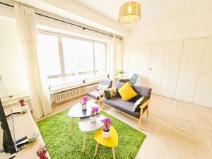 Bright Studio with outdoor balcony