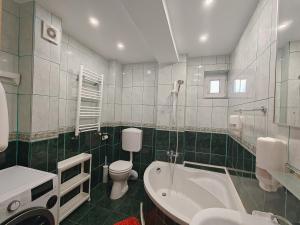 Balcesti Design Apartments - Walk to Old Town - Pumo Properties