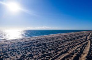 Casa Grande, A spacious 4-bedroom Beach Home