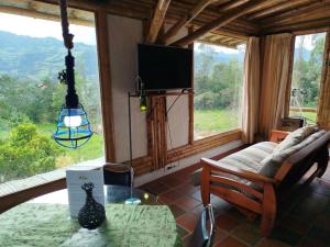 HOSTAL CASA DE GUADUA THE BAMBOO HOUSE