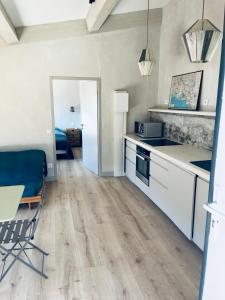 Appartment, terrace, garden next Cassis