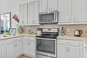 Family 4BR Private Pool Resort Stay