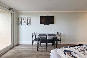Pirates Cove Condo Unit #401