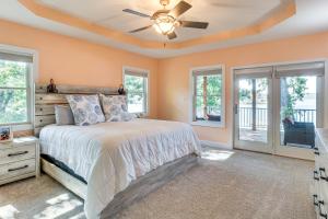 Boat, Fish and Explore! Gem on Lake of the Ozarks