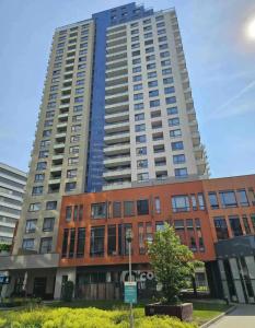 Amazing view-18th floor-2 bedrooms flat - free parking