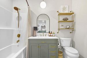 Baby Birch Banks Guest House on Lake Pend Oreille