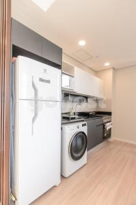 Modern 1 bed apt minutes from Shopping Mcal Lopez