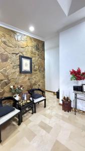 SUITE 2 CAMAS, TV, WIFFI, PARKING, a 3 MINUTOS DEL AEROPUERTO DE GUAYAQUIL, LAS GARZAS SAN MARINO SHOPPING