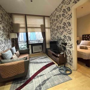 Spacious 1BR APT near Nightlife and Business Center in Makati