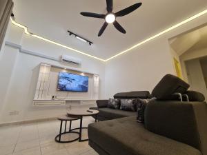 Nilai Modern Homestay 4R3B-12PAX - Ubytování bez kategorie ve městě Nilai