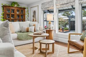 Ellies Luxe Cottage Escape - Sleeps 8, Spa, Pizza Oven