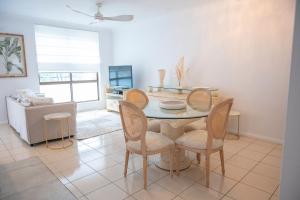 Montipora Luxe Beachside Apartment