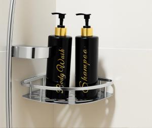 Chic & Cozy Urban Stay