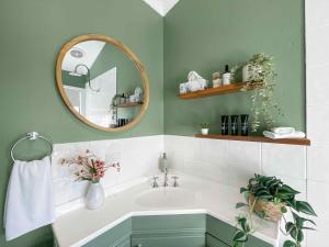 Bimbadeen Estate Villa 3