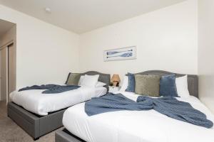 Hollywood Stars Walk of Fame Apartment