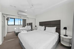 Riverside 1BR Apt with King Bed and Pool!