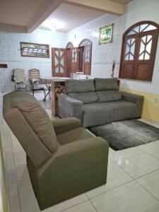 Casa de família em condomínio