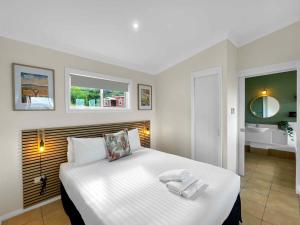 Bimbadeen Estate Villa 5