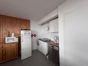 Appartement spacieux pour 7, proche des pistes à Super Besse - FR-1-814-154