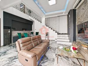 Luxury 3BR Krobokan Villa A Pool & Wi-Fi - Ubytování bez kategorie ve městě Kerobokan