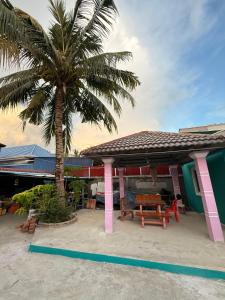 Lazy Mango Home Stay