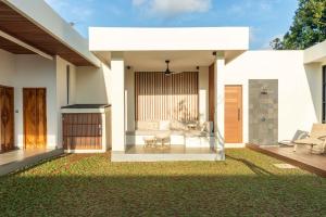 Rouge - Loft Coconut 1