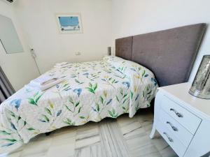 Sunlit Oasis - Garden, Pool & Sauna