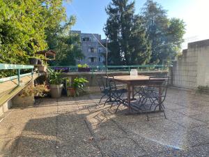 T3 avec grande terrasse et parking