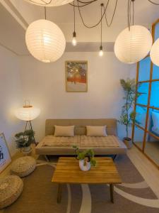 SELF CHECK IN Spacious studio unit in Manila PH