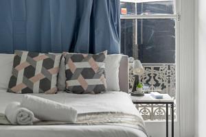 Rustic Single Room - Central Spot in Kensington - Shared Bathroom