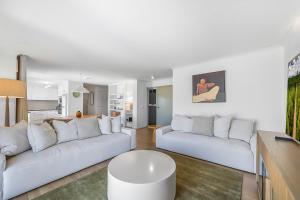 Oceanfront 3-Bed Retreat with Pool-Steps to Beach