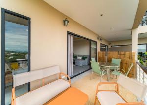 Panoramic Sea View Chaweng Hill Modern Apartment