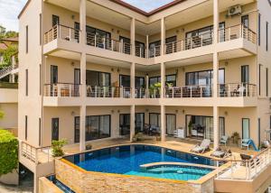 Panoramic Sea View Chaweng Hill Modern Apartment