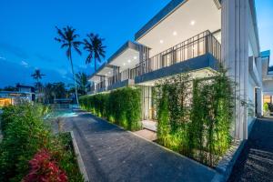 Minimalist Chic- Townhouse T1 in the Heart of Ubud
