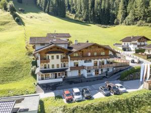 Apartment in Stubaital near Ski Lift