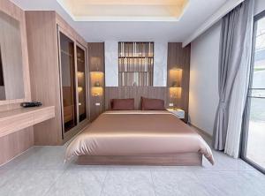 泰国芭提雅别墅 近中天海滩泳池别墅