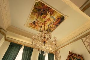 Belle Epoque Boutique (Adult Only)
