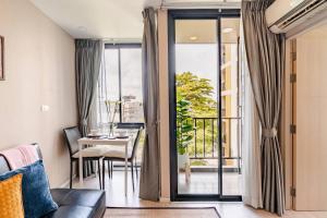 Urban Cozy Nimman New Design 1BR Spacious Corner