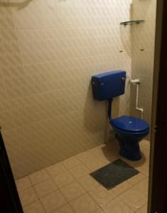 Your Friends Corner - Couples Allowed