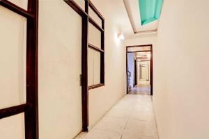 Hotel O Adarsh Nagar Metro Station Delhi Formerly Family Inn