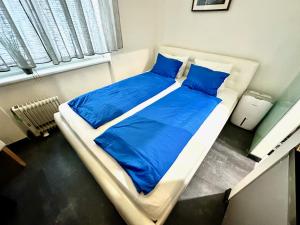 24 hour-Self Check-in Apartment Námestie Svätého Egídia