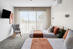 Iona Ave Suites I Geelong Accommodation I regionalXscapes