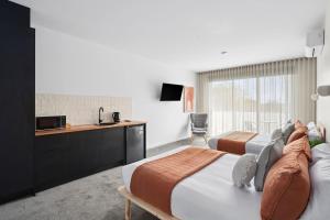 Iona Ave Suites I Geelong Accommodation I regionalXscapes