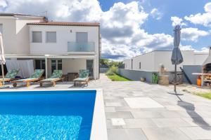 Villa Manda with Private Pool - 4hvězdičkové hotely ve městě Rovinjsko Selo