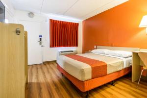 Motel 6 Tempe, AZ Phoenix Airport Priest Dr