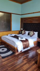 Paradise Village Resort