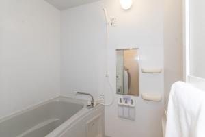 Retoa Hakataekiminami