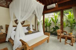 Changi Jungle Ubud Villas