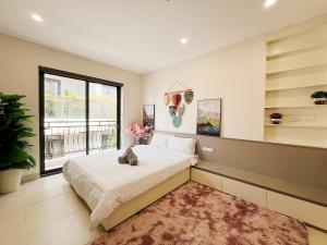 Soin Riverside Apartment