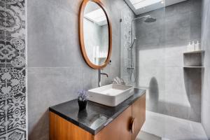 Private pool Villa Dacira by Orivista